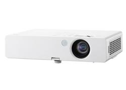 PT-LB2U Proyector XGA de 2600 lúmenes ANSI con Tecnología Daylight View